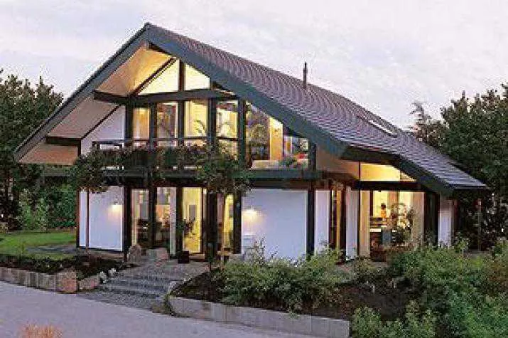 Einfamilienhaus DAVINCI HAUS 8-10 VA Fellbach mit Satteldach