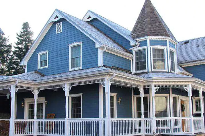 VICTORIA BLUE