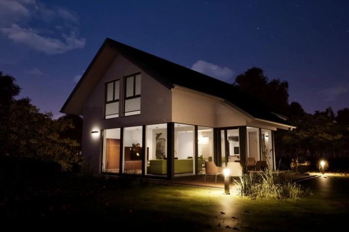 Vita Prima 134, Gartenansicht bei Nacht