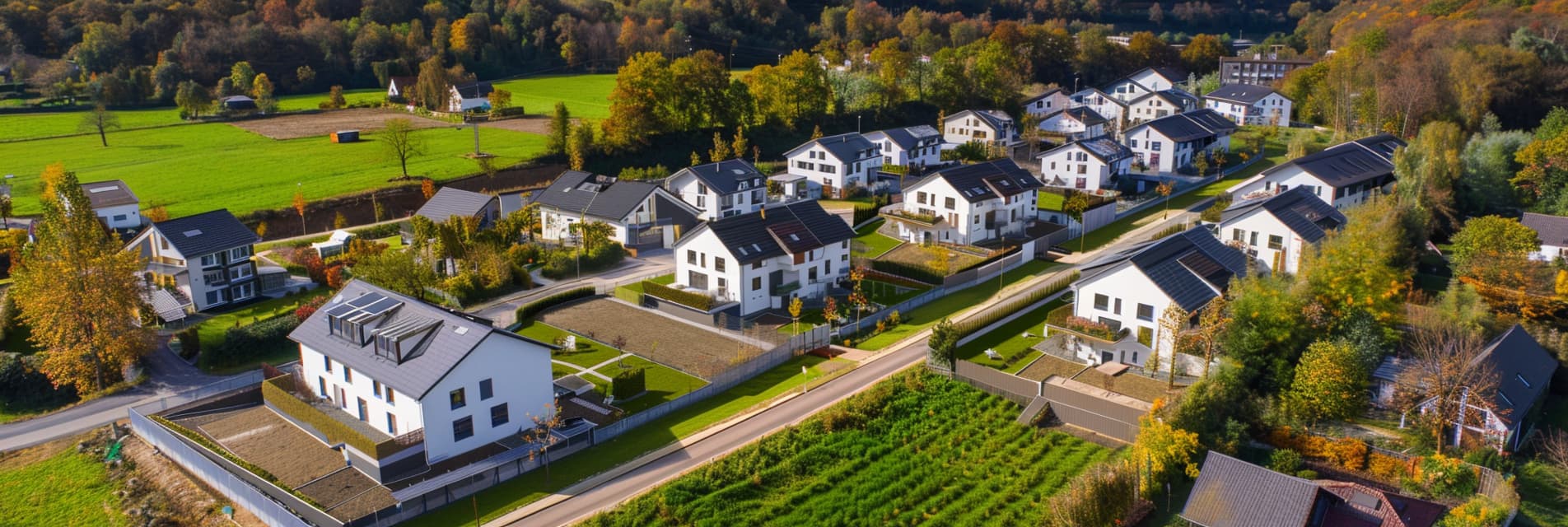 Baugrundst&uuml;cke im bebauten und nicht bebauten Zustand